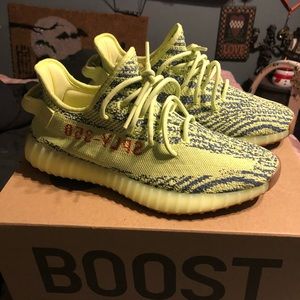 Yeezy Frozen yellow